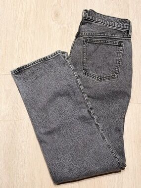 Abercrombie & Fitch Straight Leg Women's Jeans in Charcoal Gray